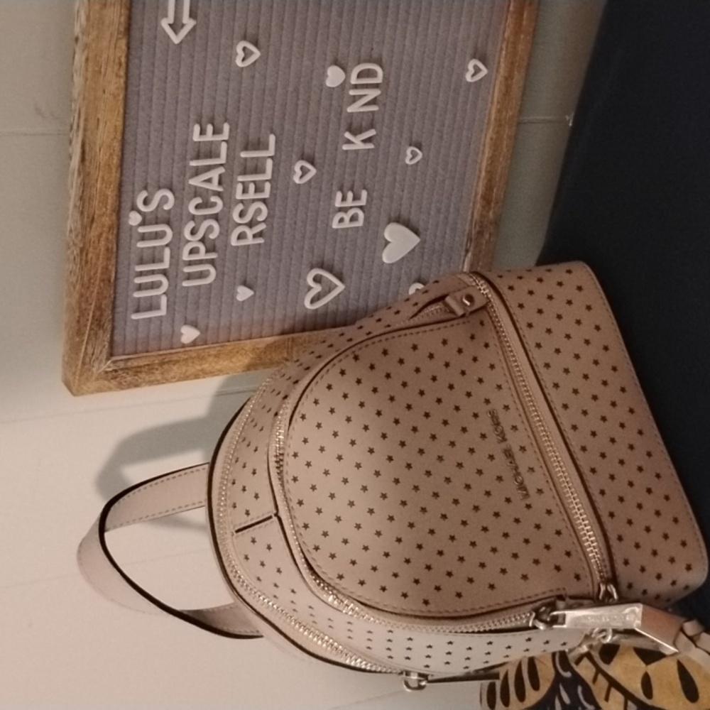 MICHEAL KORS MINI BOOKBAG